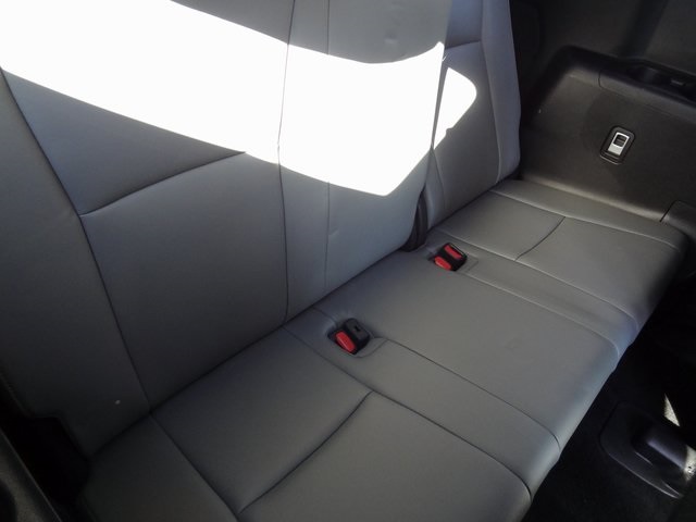 Thumbnail: 2023 Toyota Highlander - 23