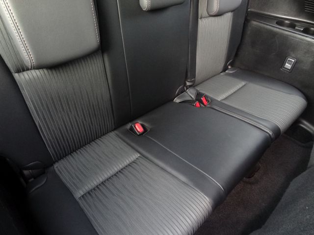 Thumbnail: 2015 Toyota Highlander - 19