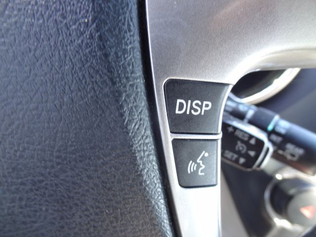 Thumbnail: 2013 Toyota Highlander - 20