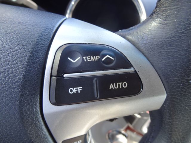 Thumbnail: 2013 Toyota Highlander - 19