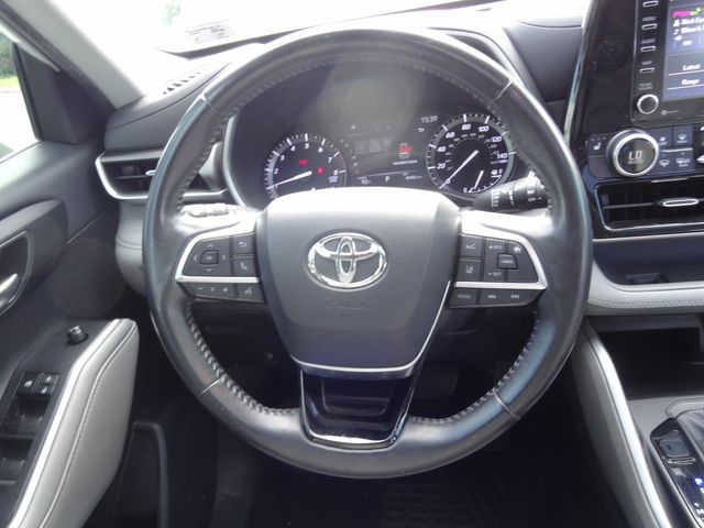 Thumbnail: 2021 Toyota Highlander - 9