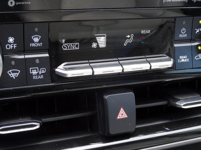 Thumbnail: 2021 Toyota Highlander - 36