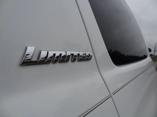 Thumbnail: 2019 Toyota Sequoia - 45