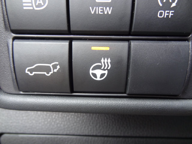 Thumbnail: 2023 Toyota Highlander - 29