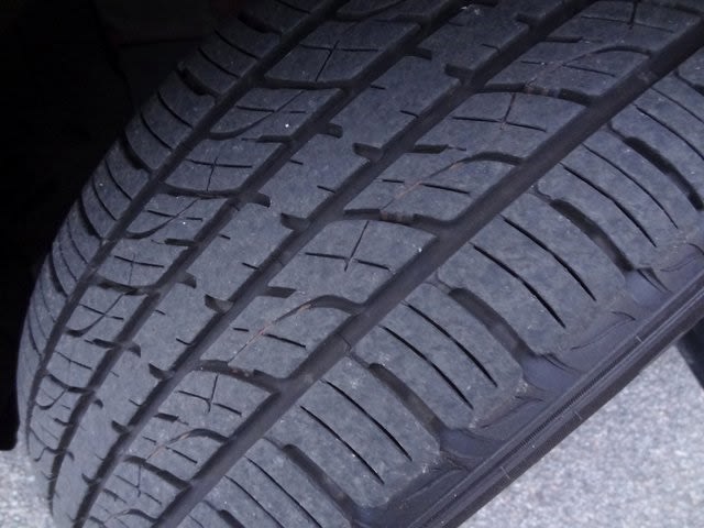 Thumbnail: 2023 Toyota Highlander - 38