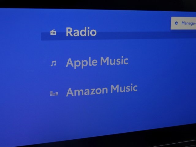 Thumbnail: 2023 Toyota Highlander - 31