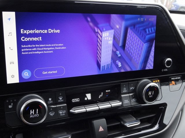 Thumbnail: 2023 Toyota Highlander - 29