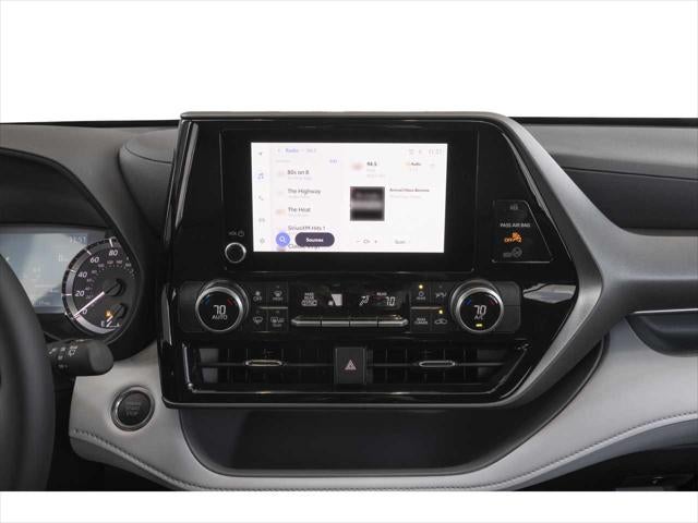 Thumbnail: 2025 Toyota Highlander - 9