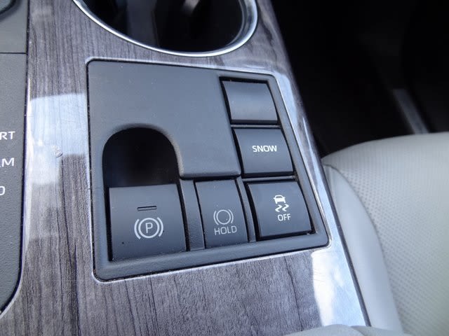 2023 Toyota Highlander Limited 9