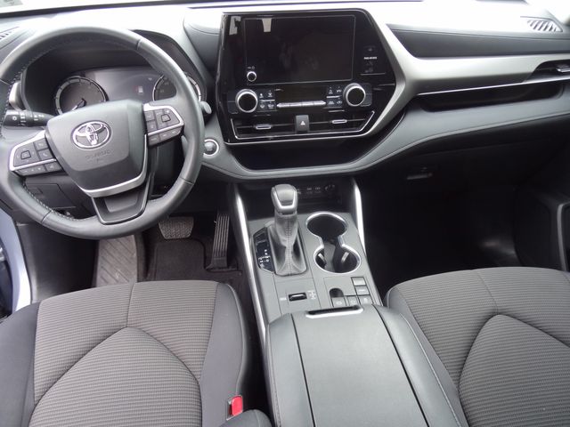 Thumbnail: 2024 Toyota Highlander - 2