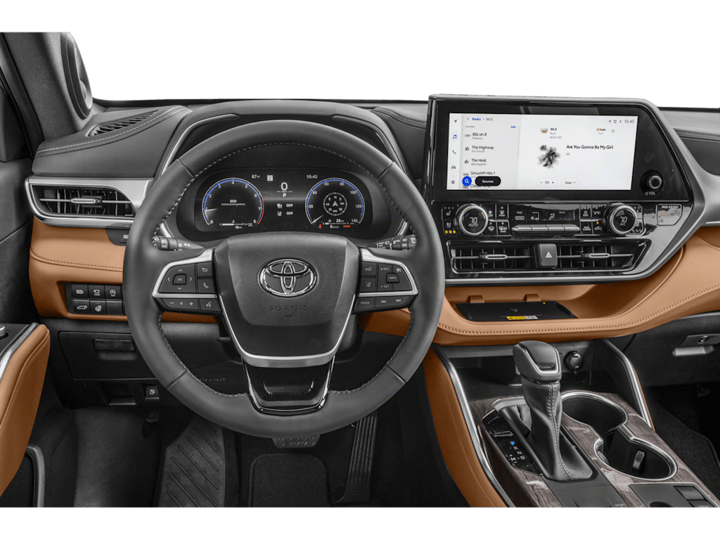 Thumbnail: 2023 Toyota Highlander - 2
