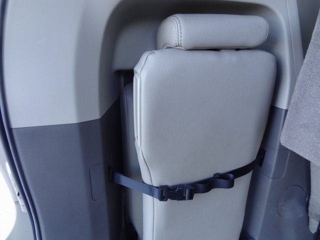 Thumbnail: 2016 Toyota Sienna - 8