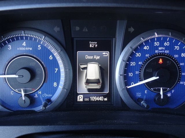 Thumbnail: 2016 Toyota Sienna - 11