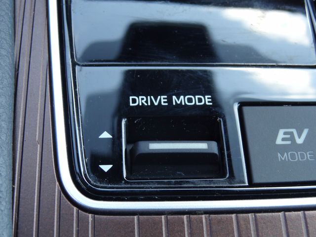 Thumbnail: 2024 Toyota Sienna - 39
