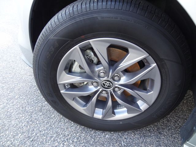 Thumbnail: 2024 Toyota Sienna - 7