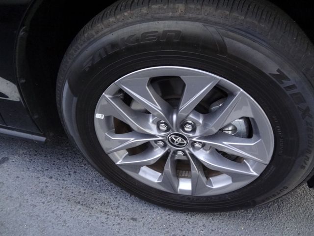 Thumbnail: 2026 Toyota Sienna - 15