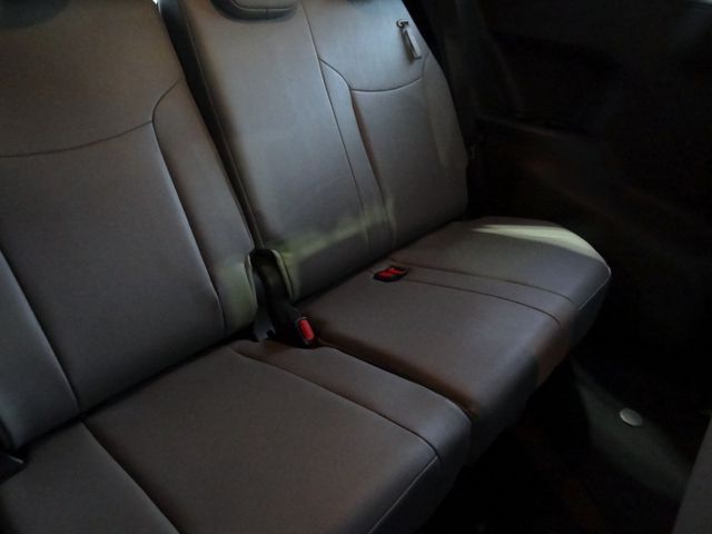 Thumbnail: 2026 Toyota Sienna - 18