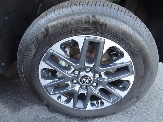 Thumbnail: 2024 Toyota Tundra - 19