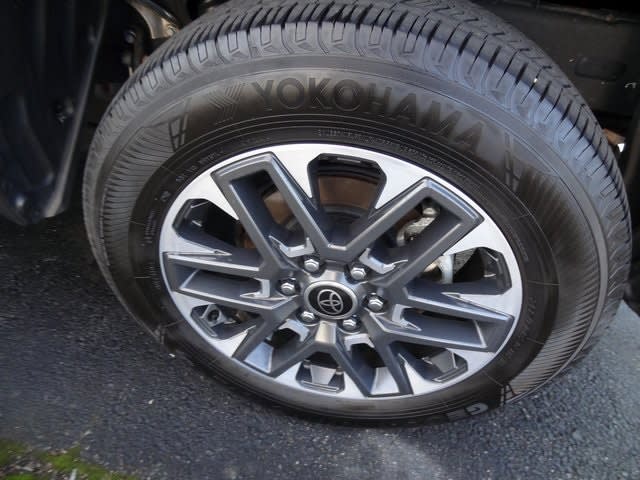 Thumbnail: 2024 Toyota Tundra - 17