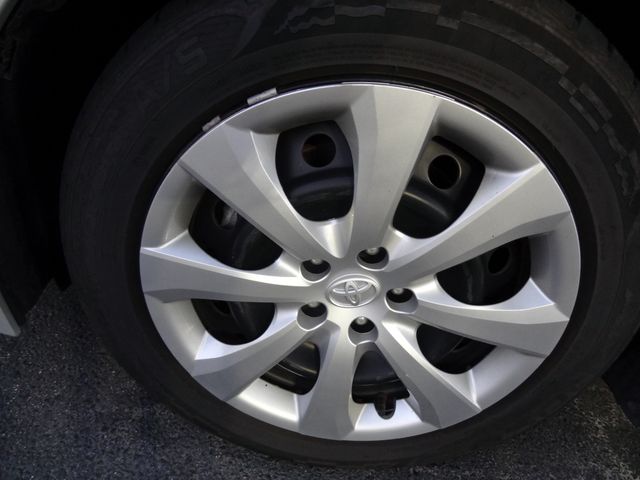Thumbnail: 2024 Toyota Corolla - 17
