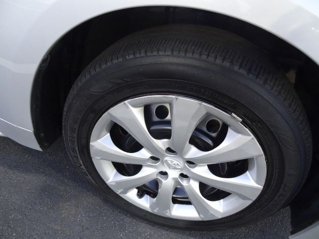 Thumbnail: 2025 Toyota Corolla - 19