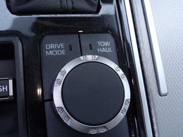 Thumbnail: 2023 Toyota Sequoia - 17