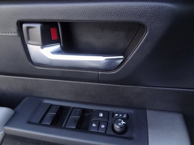 Thumbnail: 2023 Toyota Sequoia - 13