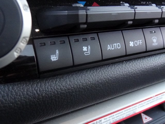 Thumbnail: 2023 Toyota Sequoia - 15