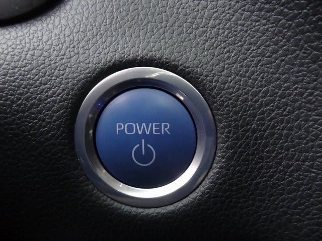 Thumbnail: 2023 Toyota Sequoia - 29