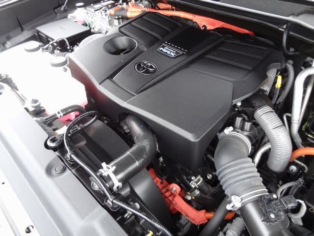 Thumbnail: 2023 Toyota Sequoia - 46