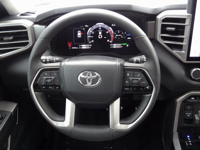 Thumbnail: 2023 Toyota Sequoia - 9