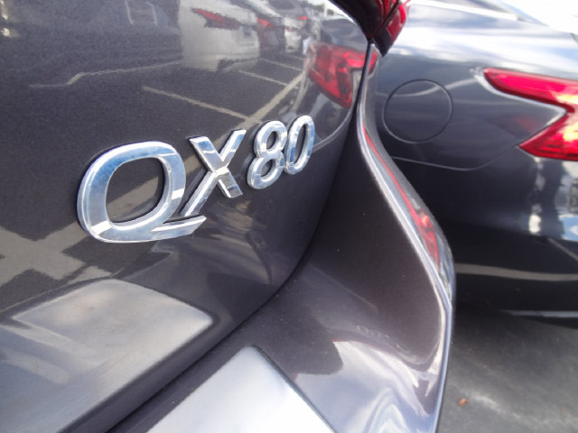Thumbnail: 2022 INFINITI QX80 - 4