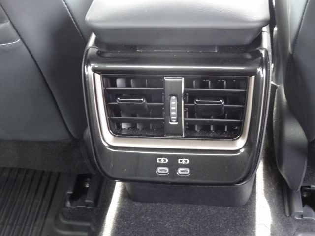 Thumbnail: 2025 Toyota Crown - 19