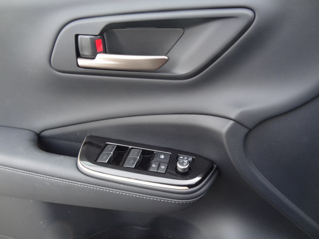 Thumbnail: 2025 Toyota Crown - 22