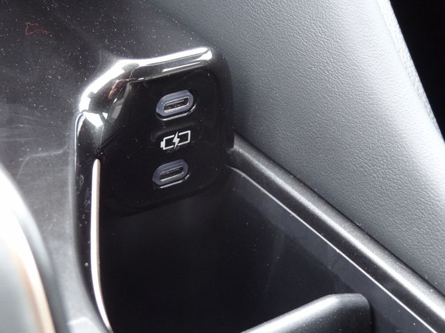 Thumbnail: 2025 Toyota Crown - 35