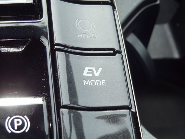 Thumbnail: 2025 Toyota Crown - 38