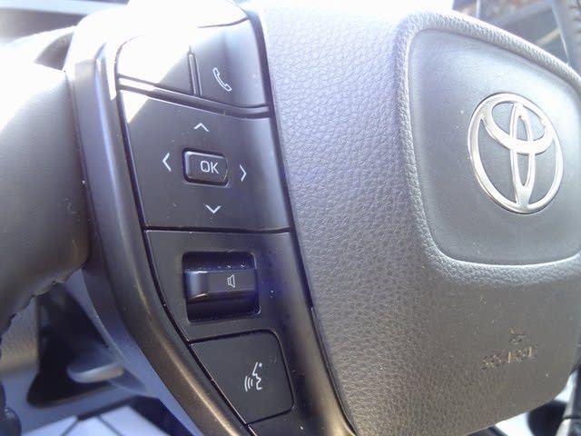 Thumbnail: 2024 Toyota Prius - 16