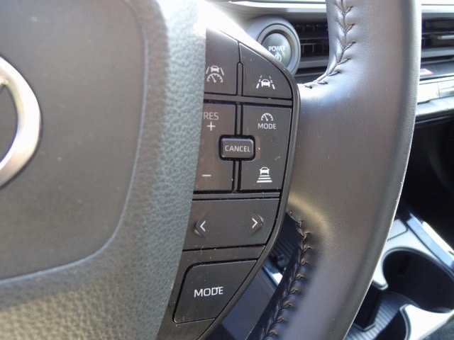 Thumbnail: 2024 Toyota Prius - 17