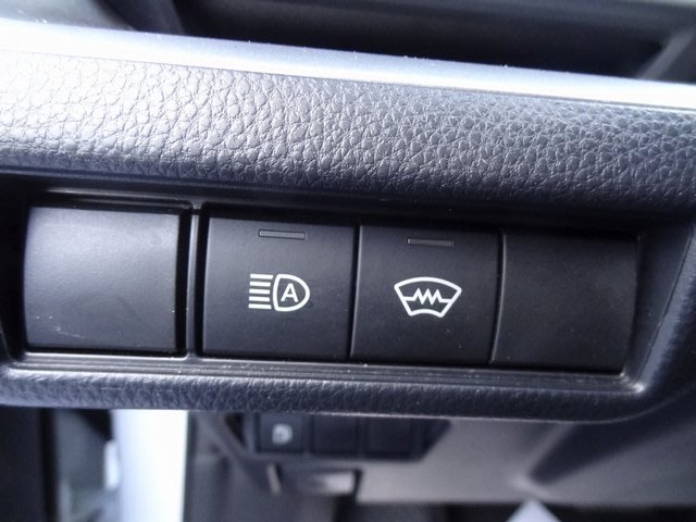 Thumbnail: 2024 Toyota Prius - 15