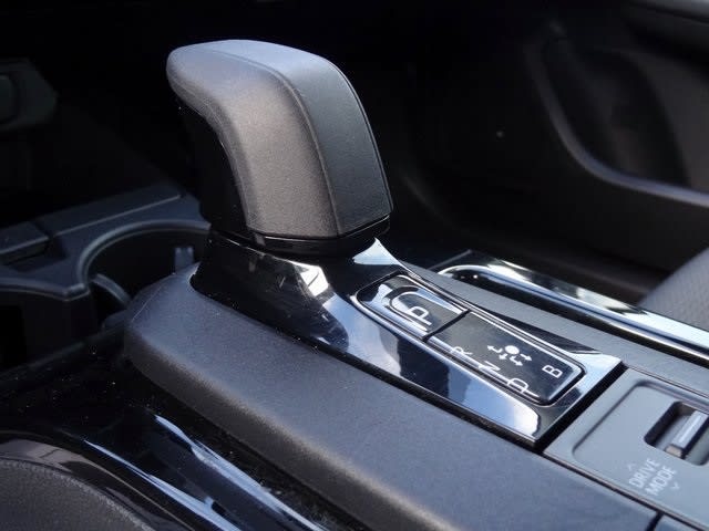 Thumbnail: 2024 Toyota Prius - 11