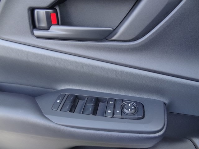 Thumbnail: 2024 Toyota Prius - 20