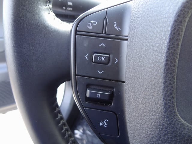 Thumbnail: 2024 Toyota Prius - 22