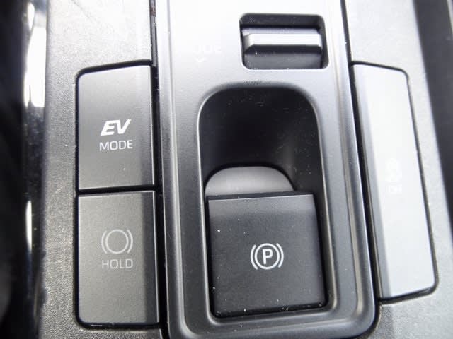 Thumbnail: 2024 Toyota Prius - 32