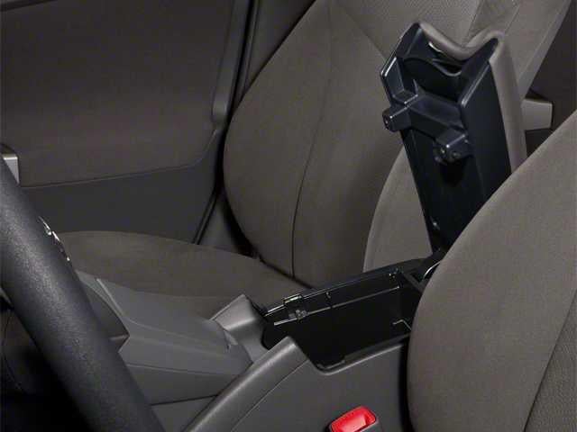 Thumbnail: 2010 Toyota Prius - 10