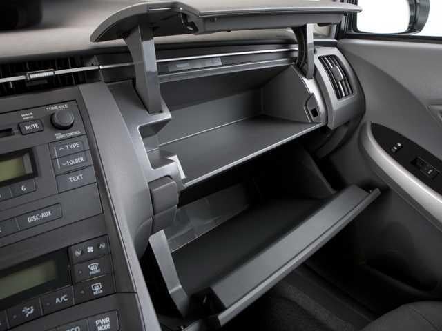 Thumbnail: 2010 Toyota Prius - 13