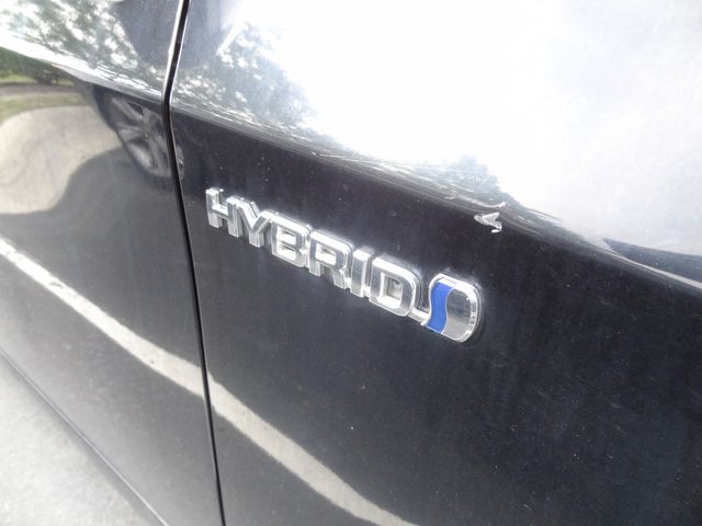 Thumbnail: 2012 Toyota Prius - 4