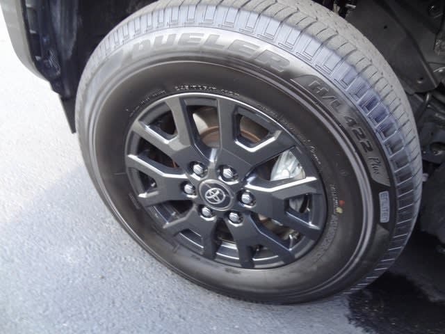 Thumbnail: 2025 Toyota 4Runner - 13