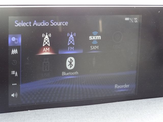 Thumbnail: 2021 Lexus UX - 28