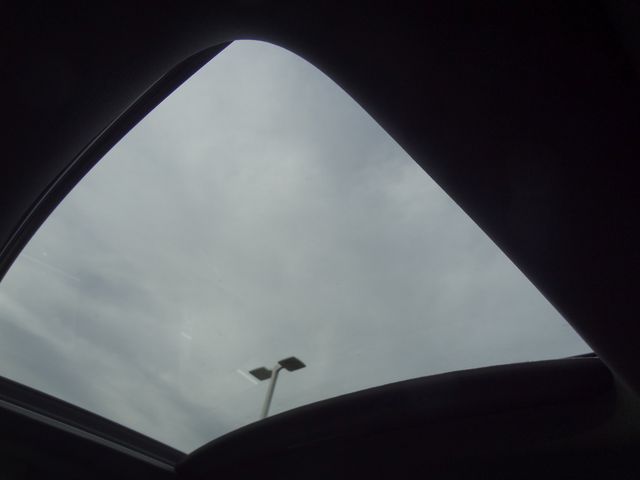 Thumbnail: 2021 Lexus UX - 18