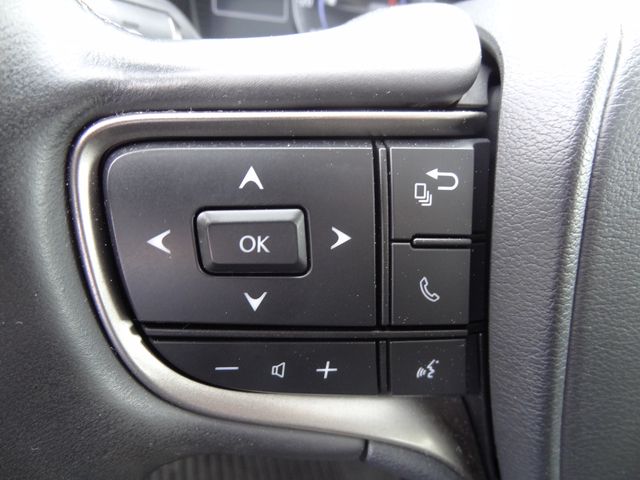 Thumbnail: 2021 Lexus UX - 24